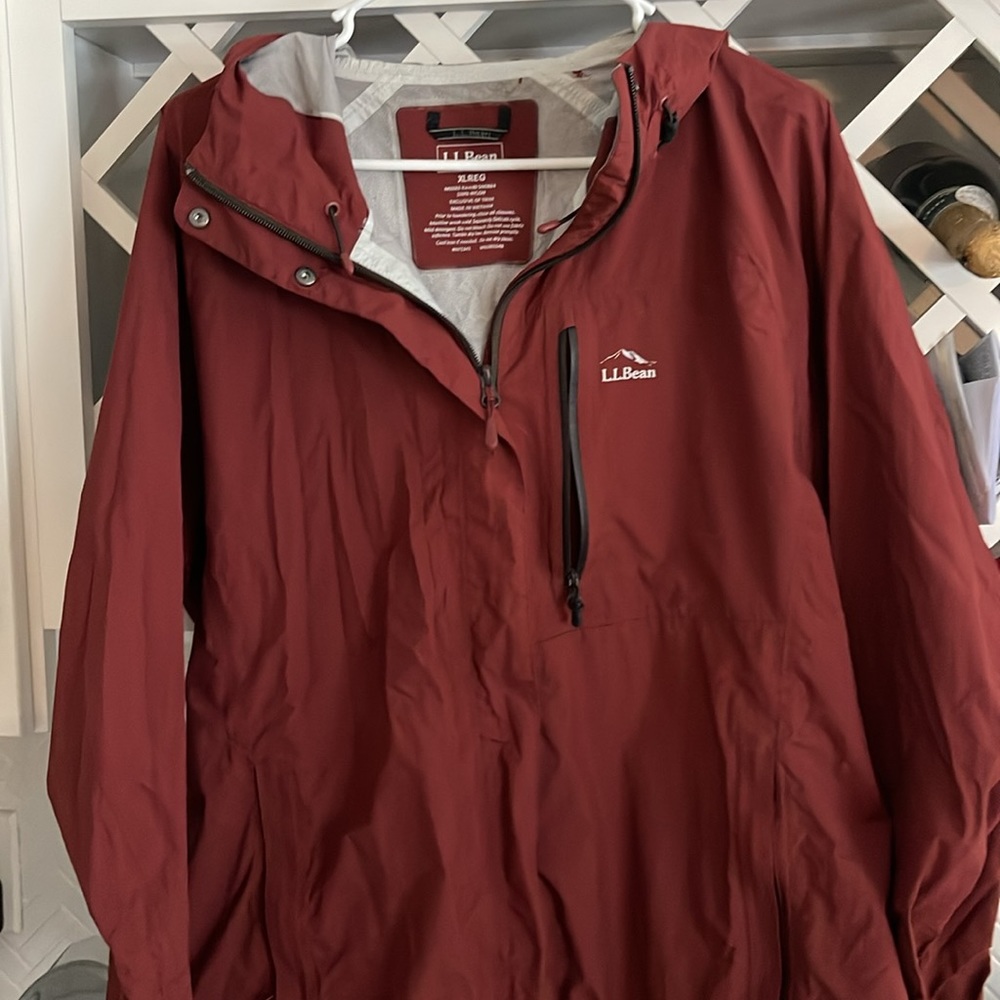 Women’s L.L.Bean rain coat